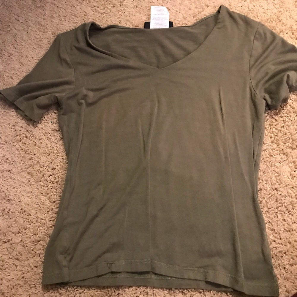 GREEN V NECK SMALL